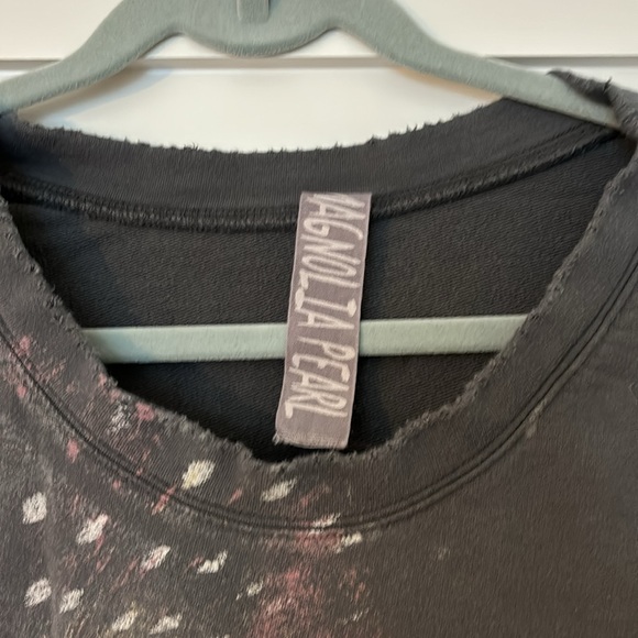 Disco Ora hi/lo sweatshirt.  EUC - Picture 2 of 3